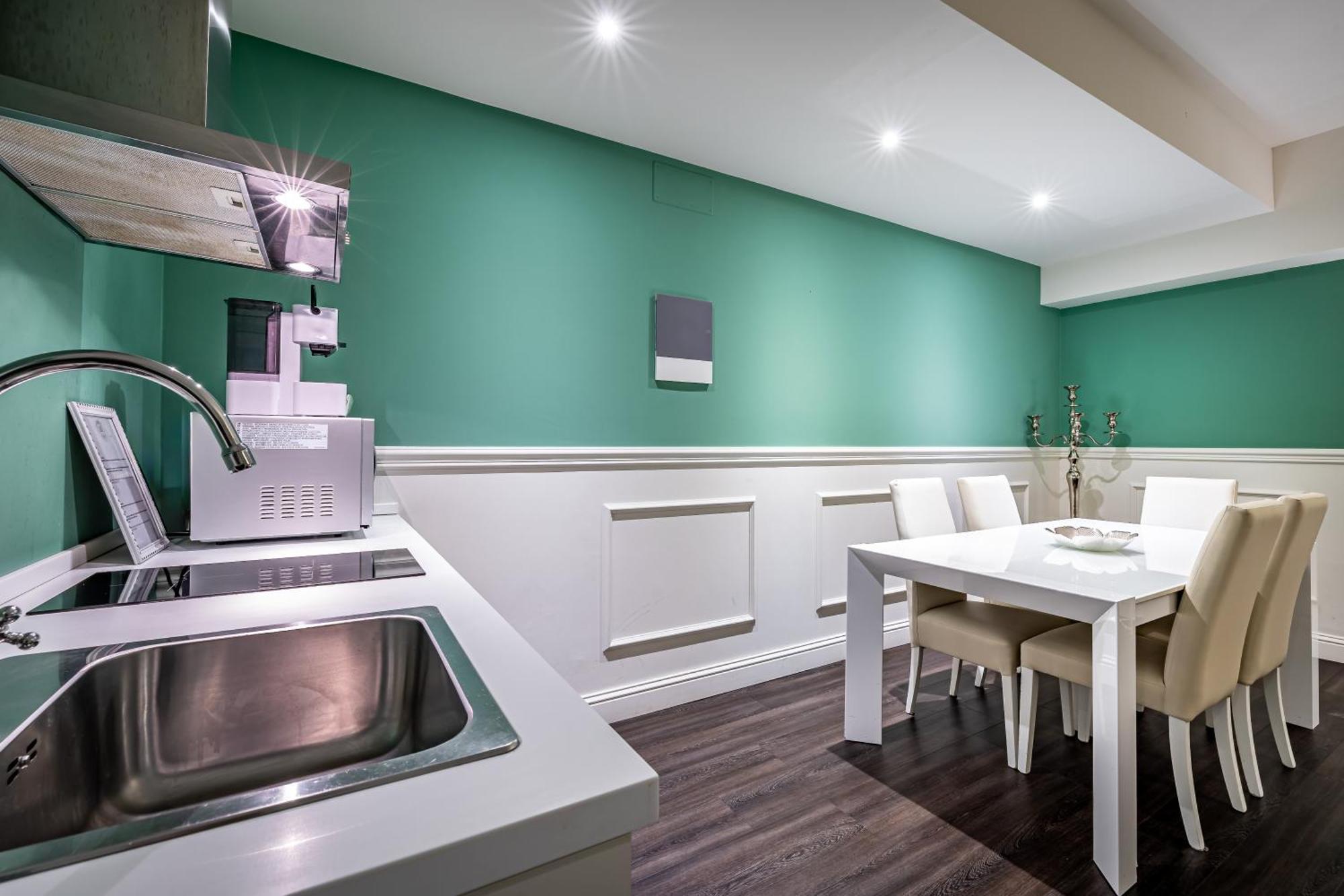 Hs4U The Romantic Luxury Apartment プラート エクステリア 写真