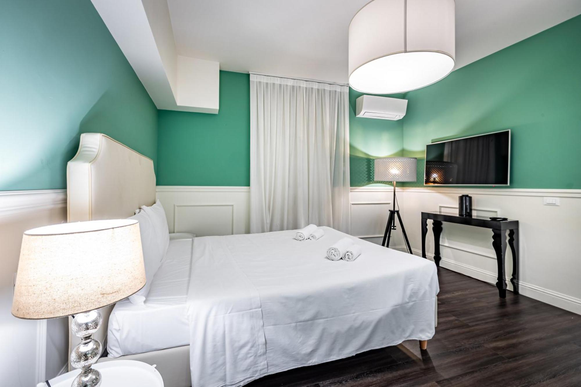 Hs4U The Romantic Luxury Apartment プラート エクステリア 写真